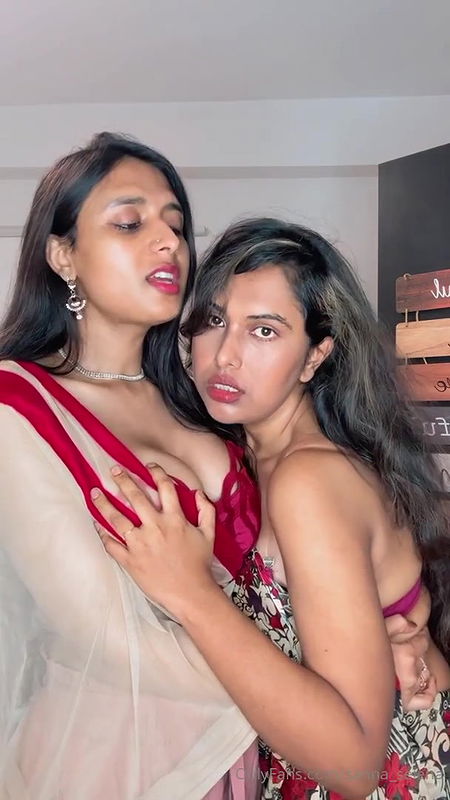 Famous influencer Sannati and Selena SEXY ONLYFANS VIDEO COLLECTION 4