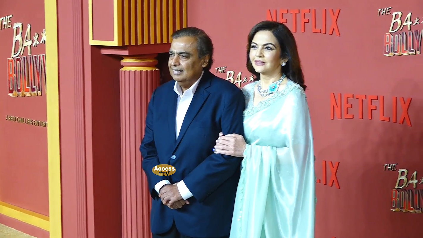 HYPNOTIC MILF ALIA MOMMY LUSTY SIDE CUT VIEW BACKLESS AND CUTE CLEVAGE TEASE HQ 4 VID 10