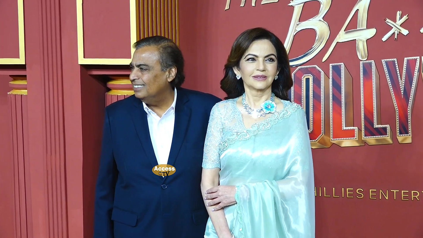 HYPNOTIC MILF ALIA MOMMY LUSTY SIDE CUT VIEW BACKLESS AND CUTE CLEVAGE TEASE HQ 4 VID 10