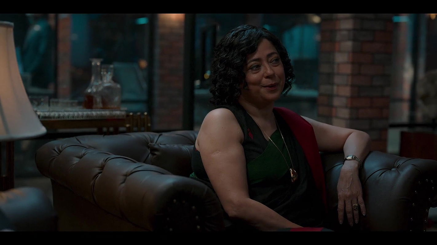 MILF Kajol Horny LipLock Big Busty Milk Tanker Boobs Exposing Cleavage-Trial S2-4K 4