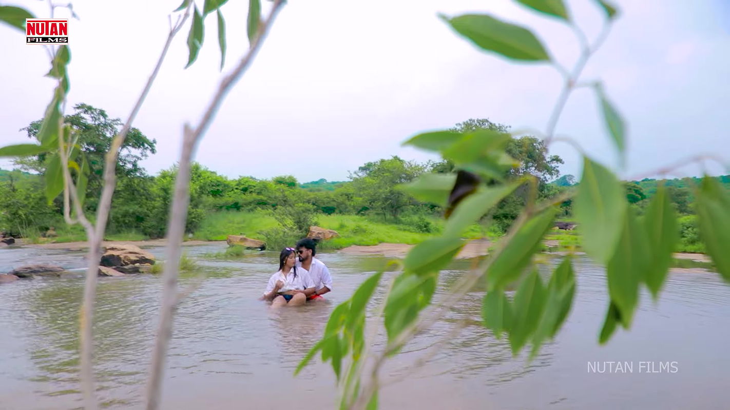 Saloni boobs grabbed, pressed & felt, slight navel kiss, shy smiling expressions 4