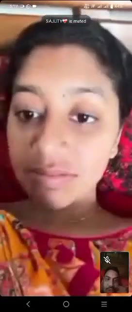 Sejuty sexy girl shy to show boobs in vc to her bf 2