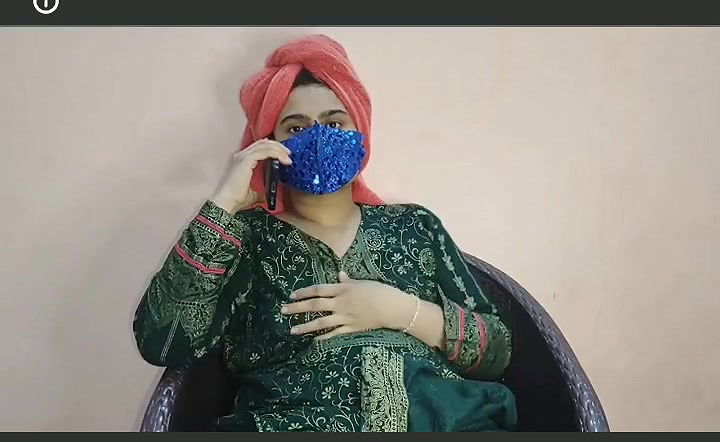 Horny Bhabi Talking Phone and Pussy Fingering