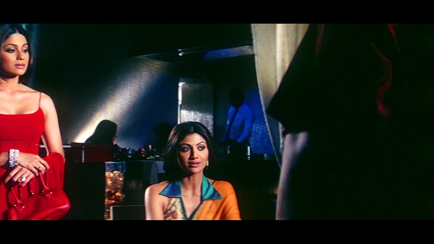 Shamita Shetty Fareb Hot Scenes Compiled