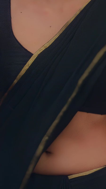NEHA SHETTY IRRESISTIBLE SEDUCTIVE WAIST TEASE IN SAREE HQ VIDEO