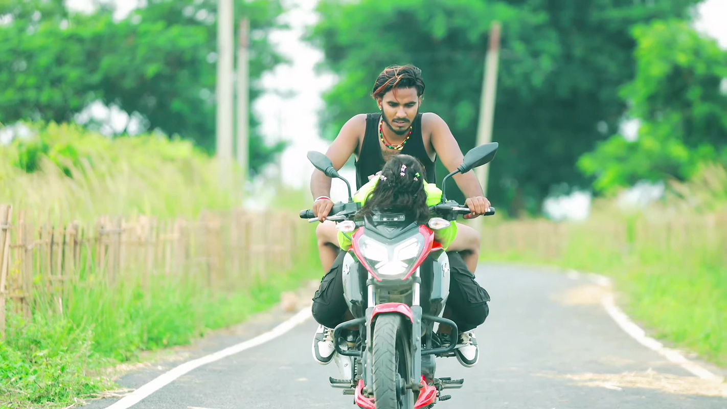 HOT – Shivani Pandey navel licked many times & fingered, horny orgasmic expressions