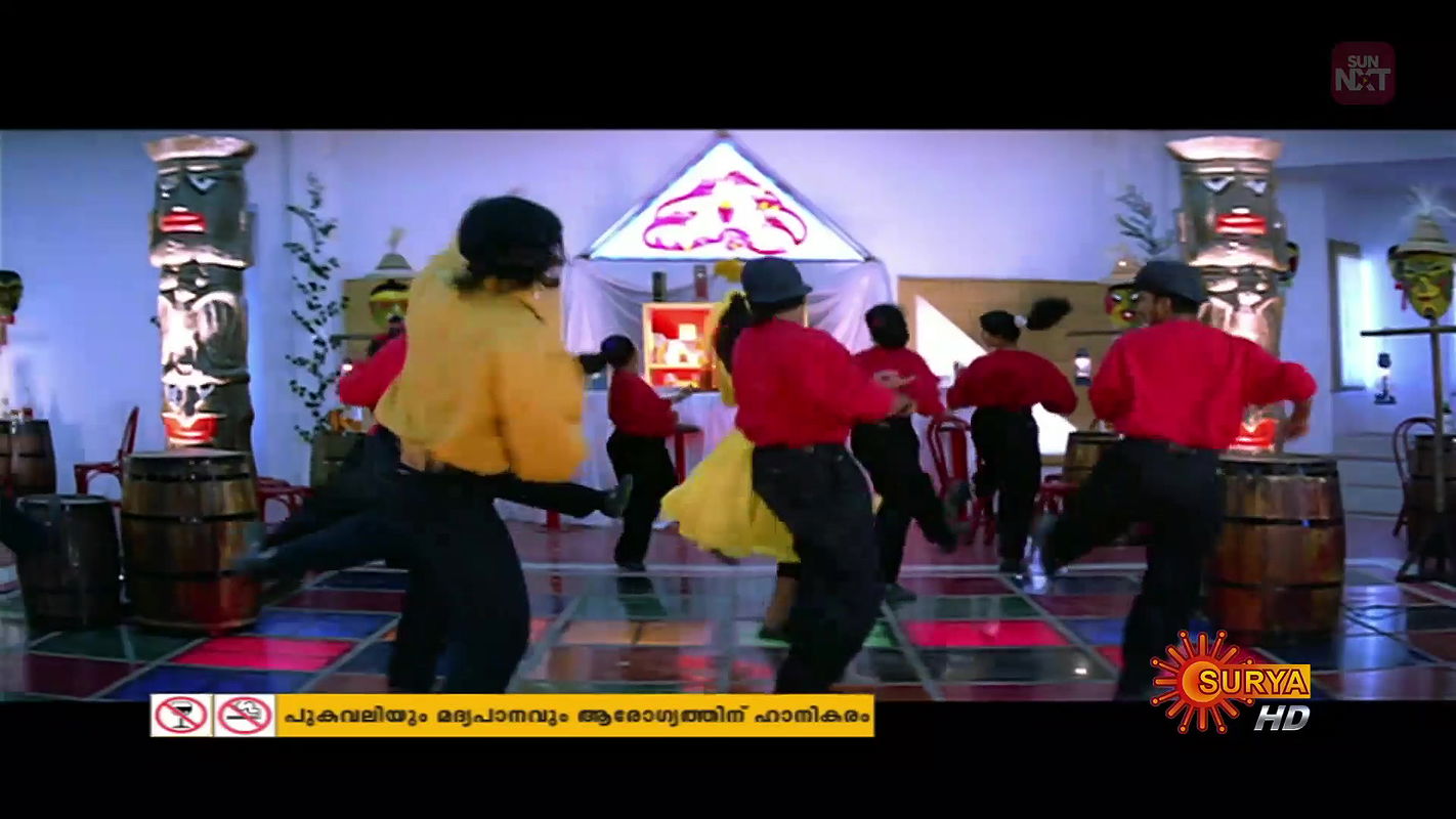 Thacholi Varghese Chekavar – Nee Onnu Padu Actress Surya HD WebDL