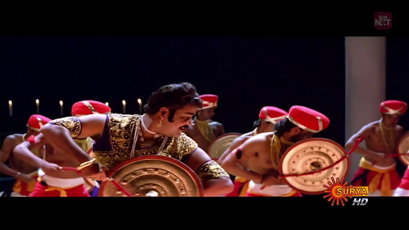 Thacholi Varghese Chekavar – Soorya Nalam Urmila Matondkar Surya HD WebDL