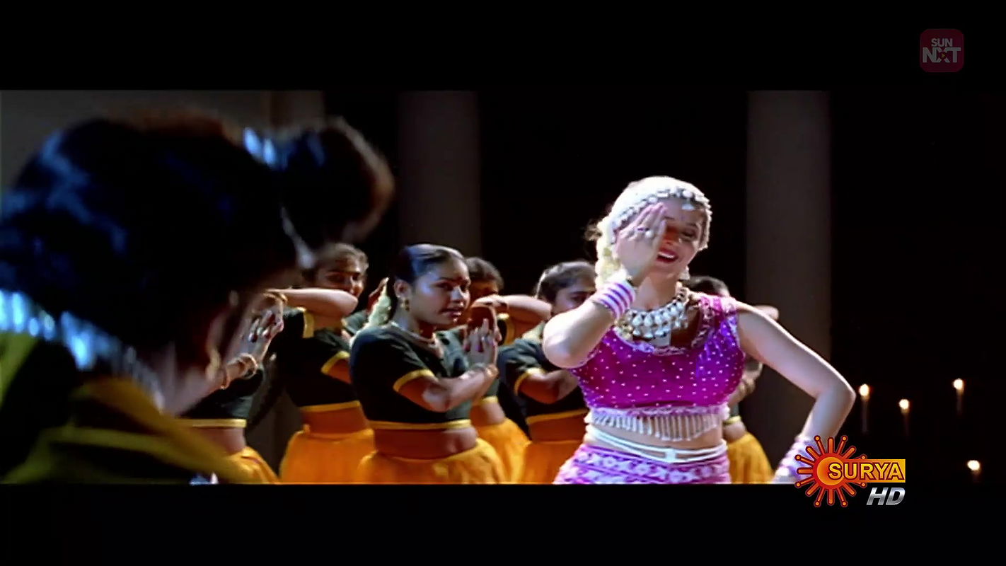 Thacholi Varghese Chekavar – Soorya Nalam Urmila Matondkar Surya HD WebDL