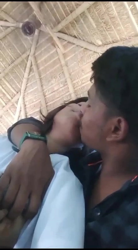 Beautiful College Girlfriend Boob Sucked By Lover