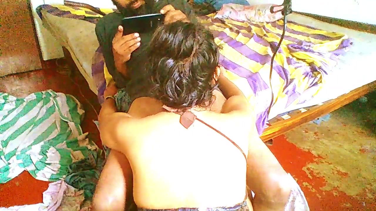 Stepmom Under My Sarom After the Party