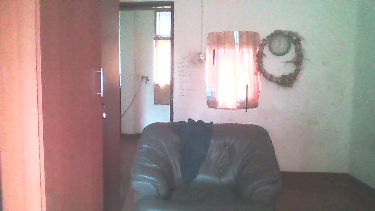 Living as Free Slutty Bird in Sri Lanka