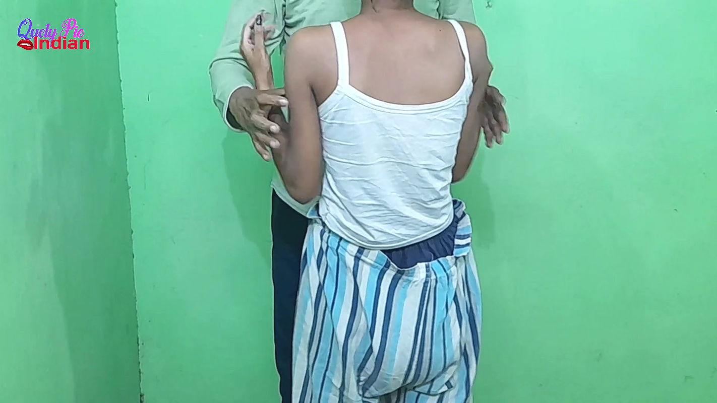 Desi Virgin Teen Indian Girl First Time Showing Her Boobs and Pussy