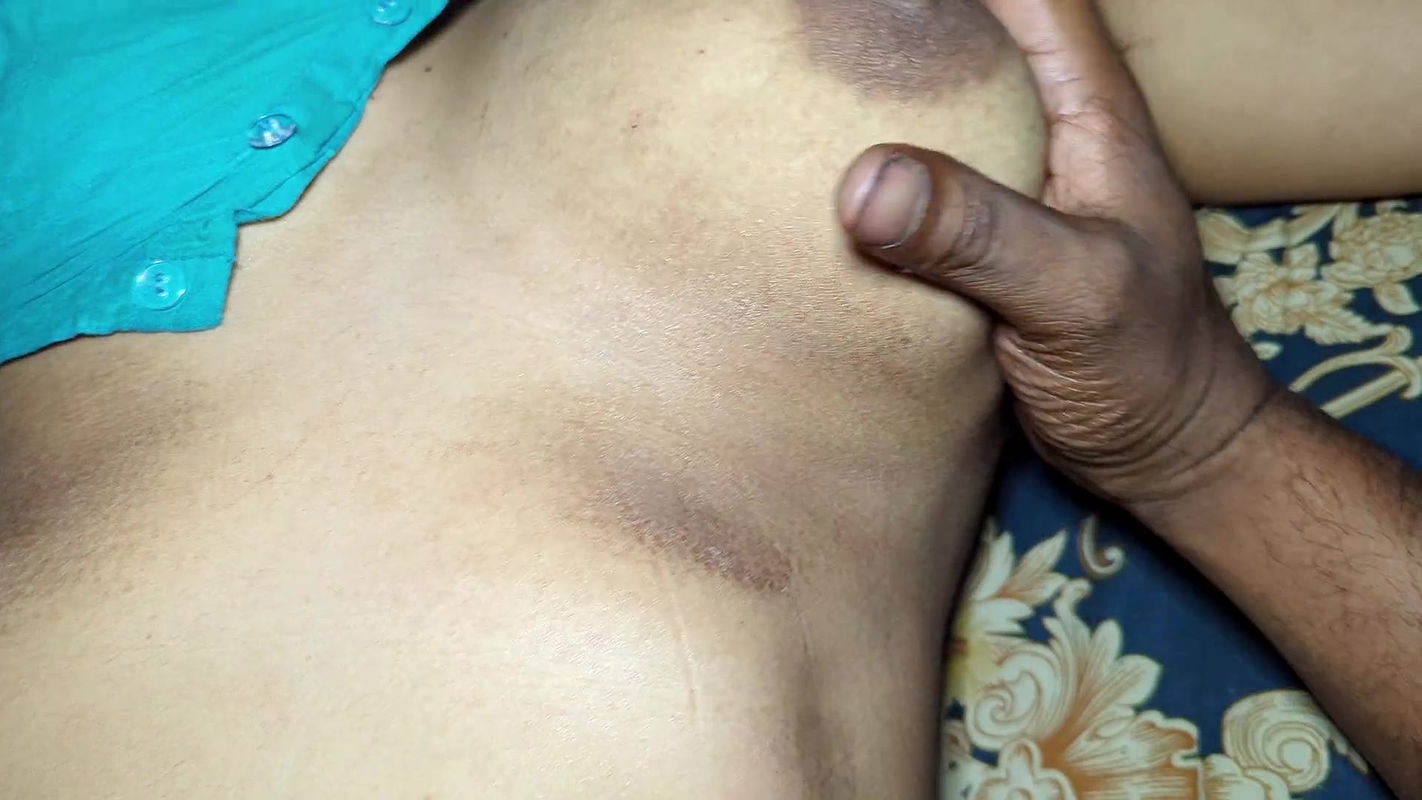 Sweet Looking Desi Bhabhi Getting Fucked by Her Lover