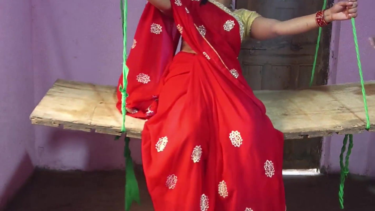 Desi Bhabhi Was Looking Amazing Wearing a Bare Saree, I Will Fuck Her Today