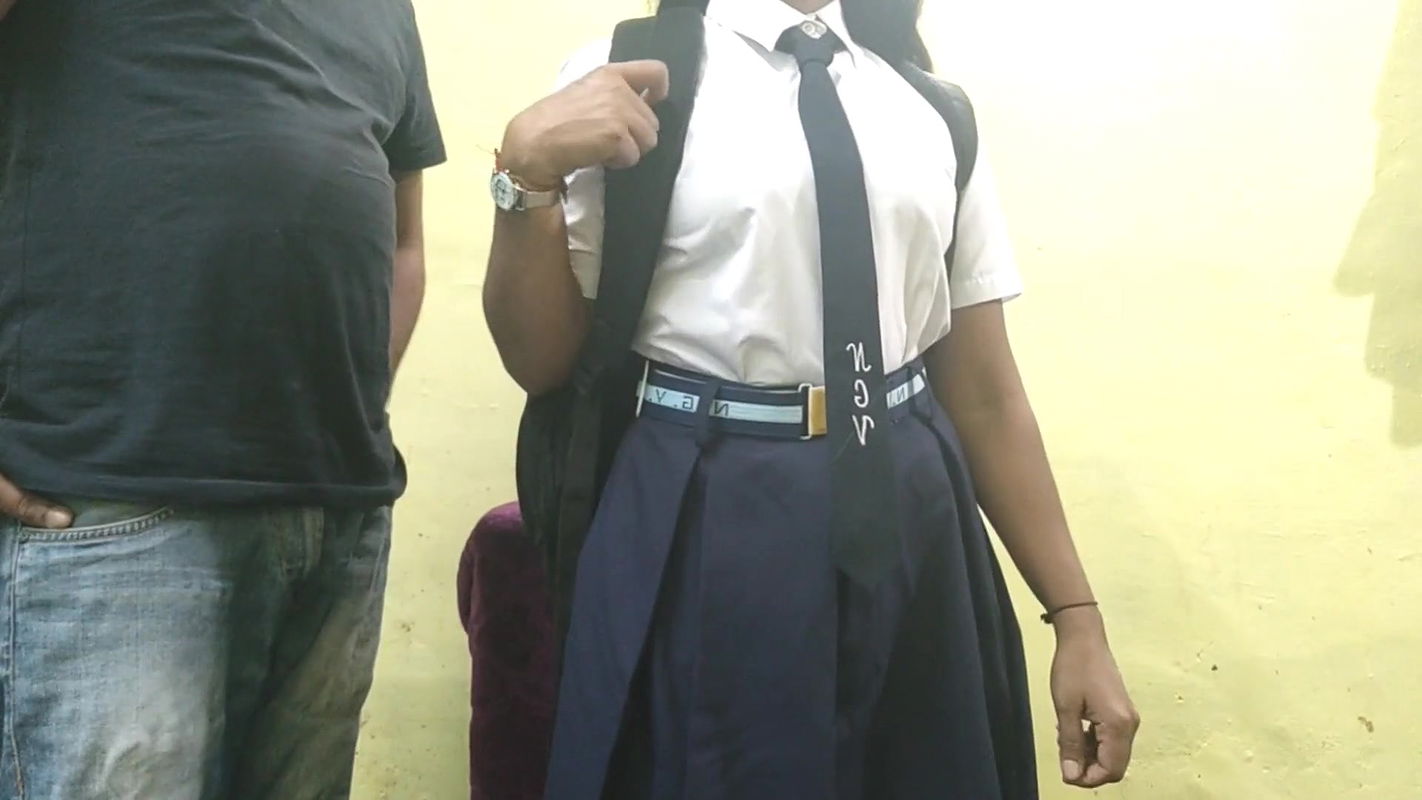 Student Mummbai Ashu Sucks Small Cock of Teacher and Gets Fucked by Him