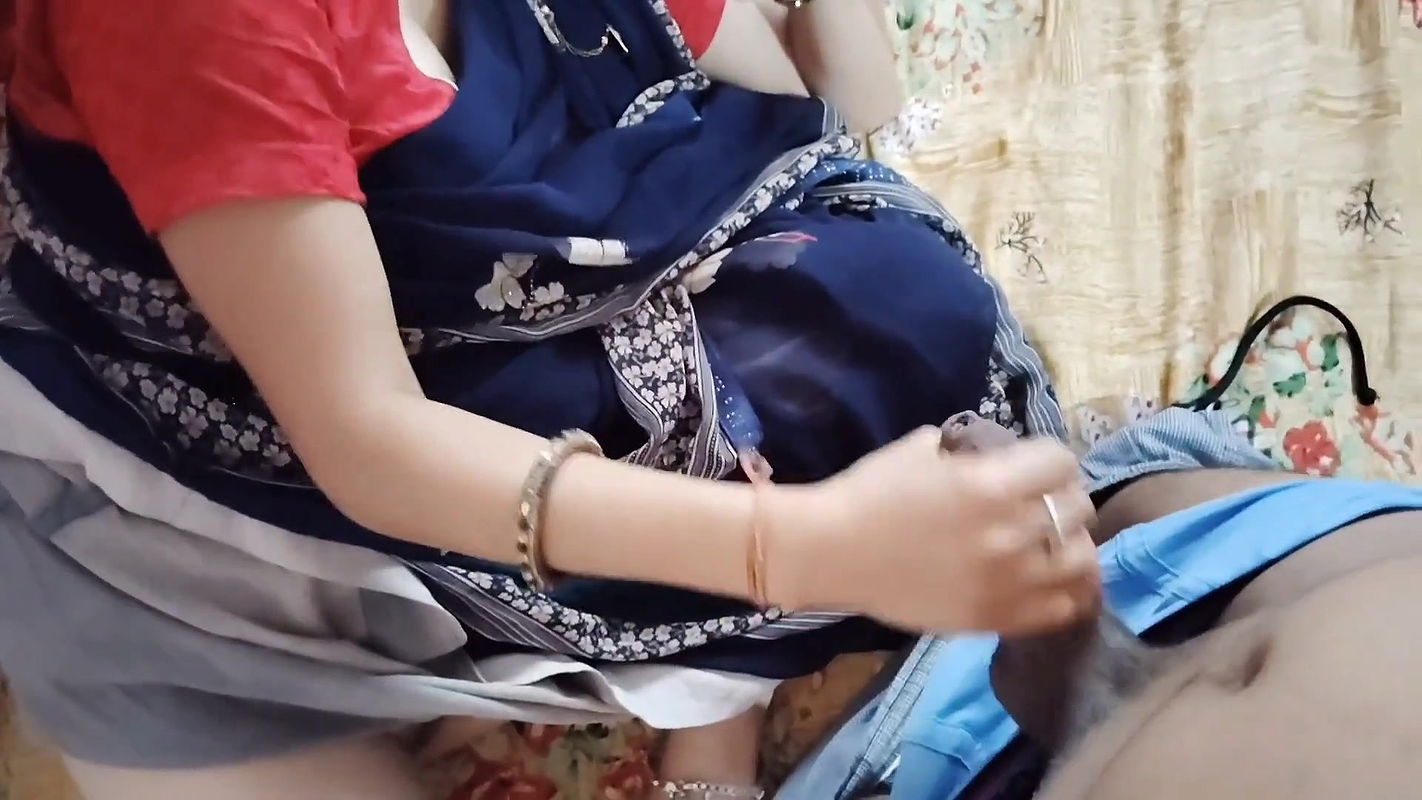 Ritu Bhabhi Quenched Her Thirst for Relaxation by Calling Her Boyfriend Home, Desi Indian Hot Super Sexy Cute Babe Fucked