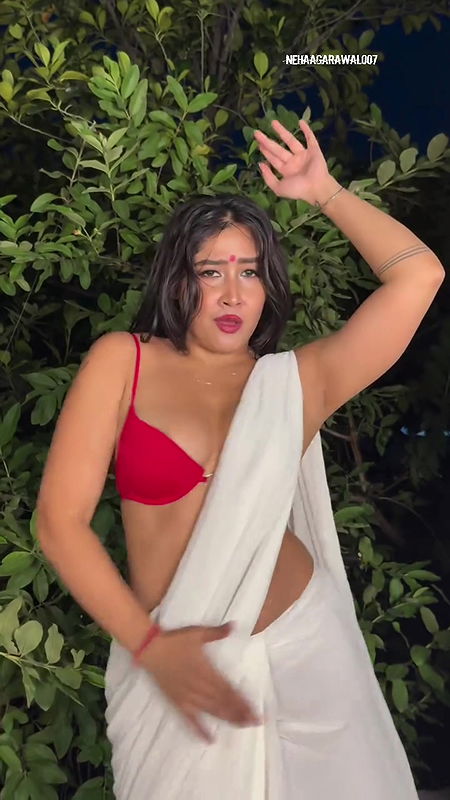 SOFIA ANSARI WILD SEDUCTRESS SEXY IN BRA BLOUSE AND SAREE YUMM HQ VIDEO 2