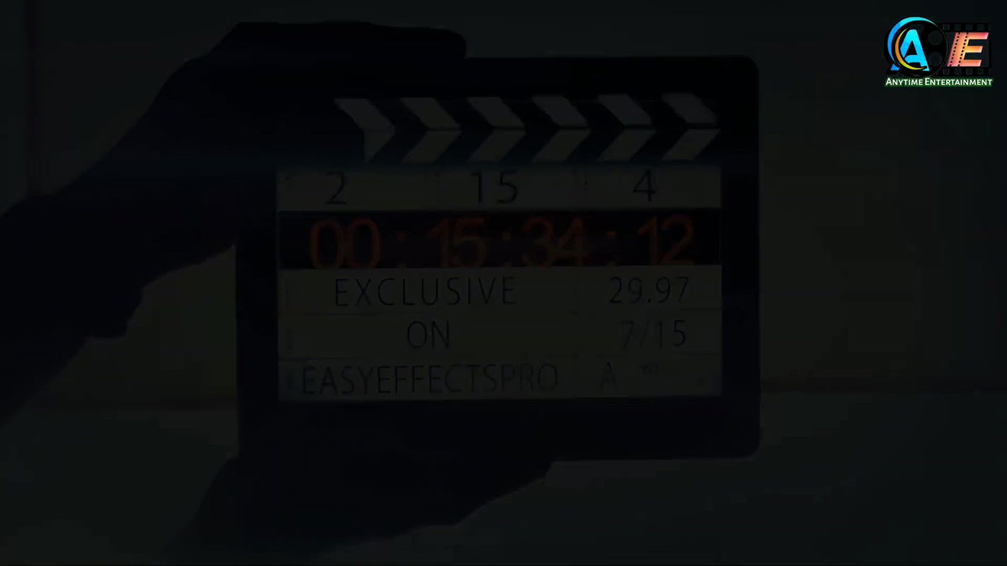 Very hot milf shreya hot cleavage and navel show sensual photoshoot 2