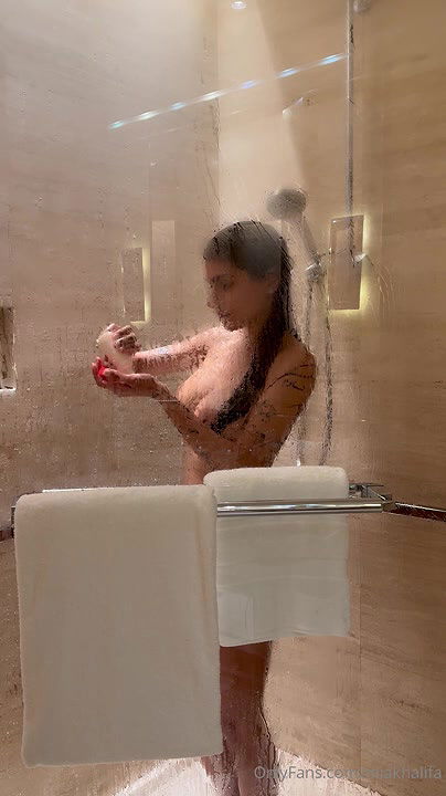 Mia Khalifa onlyfans shower 2