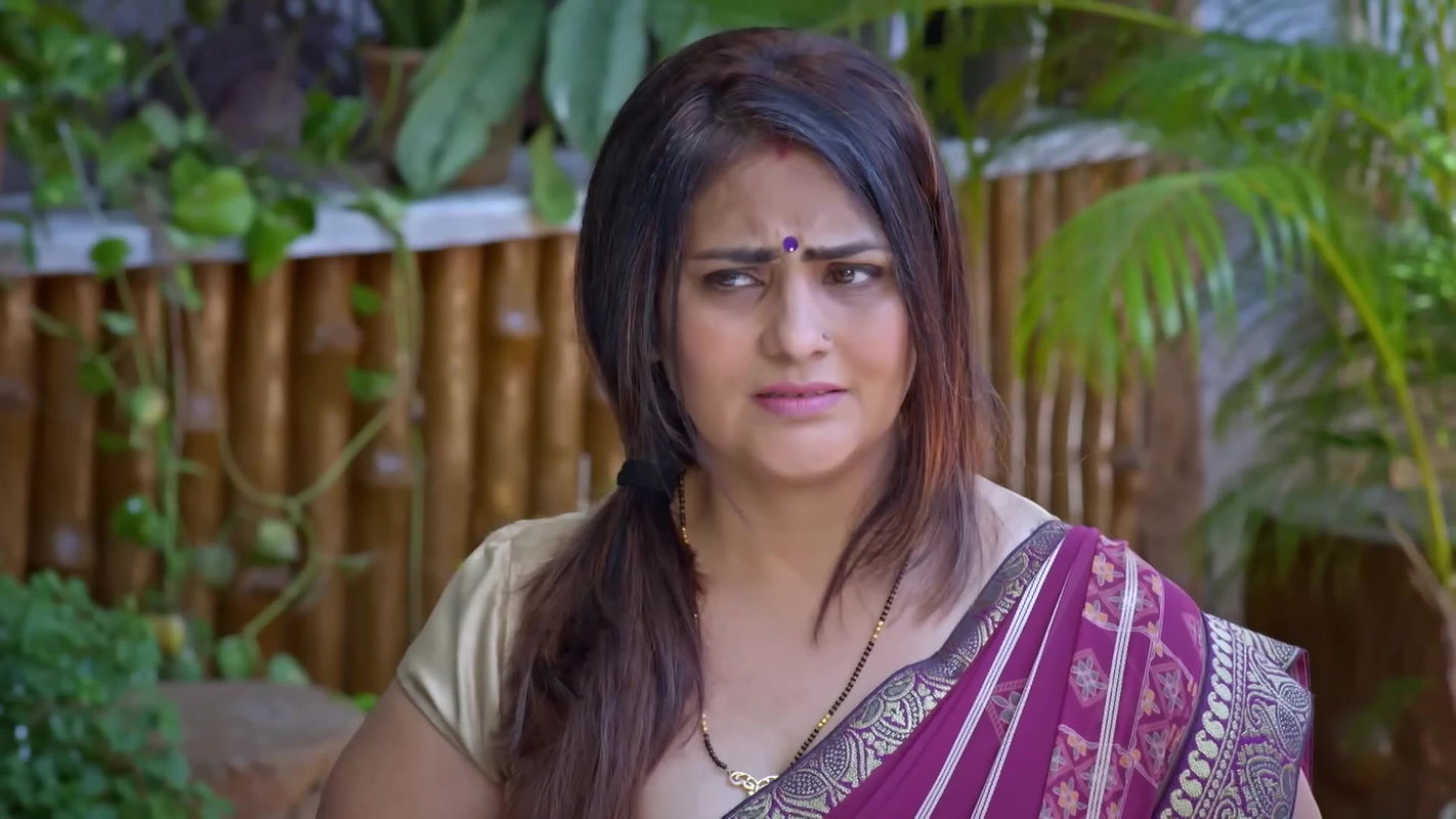 Two Busty Ladies sexy big breasts and cleavage from a crime series 2