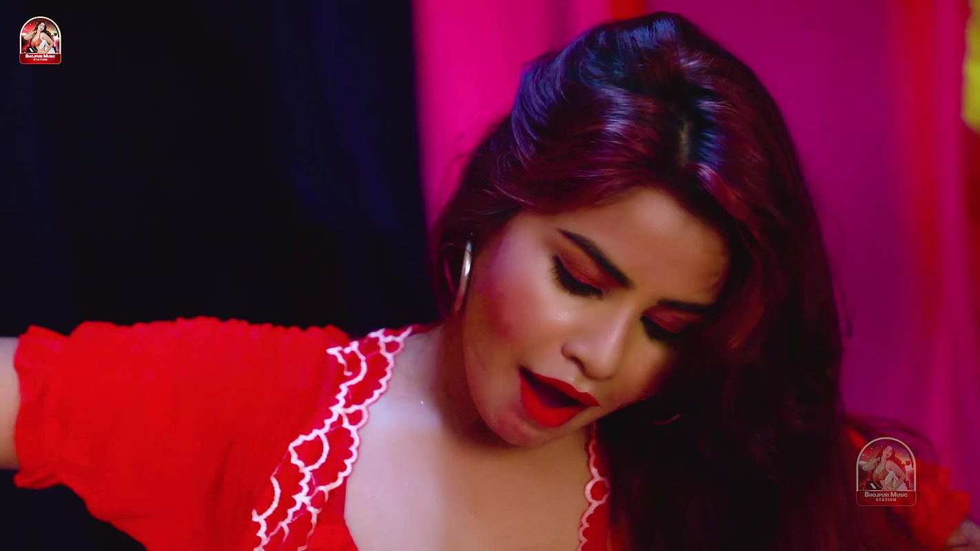 Busty girl boobs pressed & felt, big boobs deep cleavage show, neck kiss, thighs 2