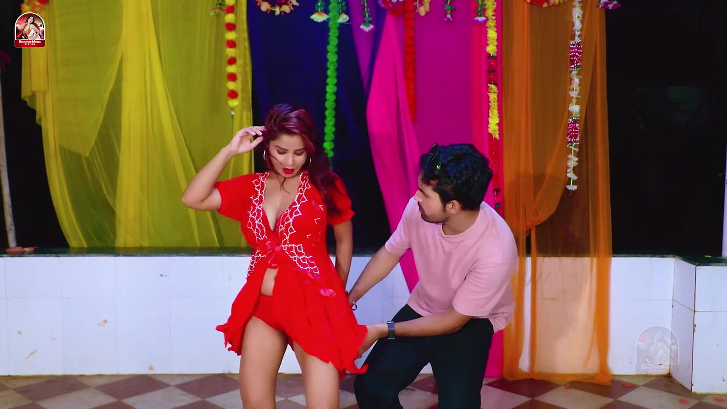 Busty girl boobs pressed & felt, big boobs deep cleavage show, neck kiss, thighs 2