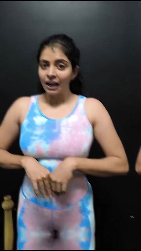 Actress Gayathri Rema tight boobs pussy ass erotic show in gym outfit very sexy 2
