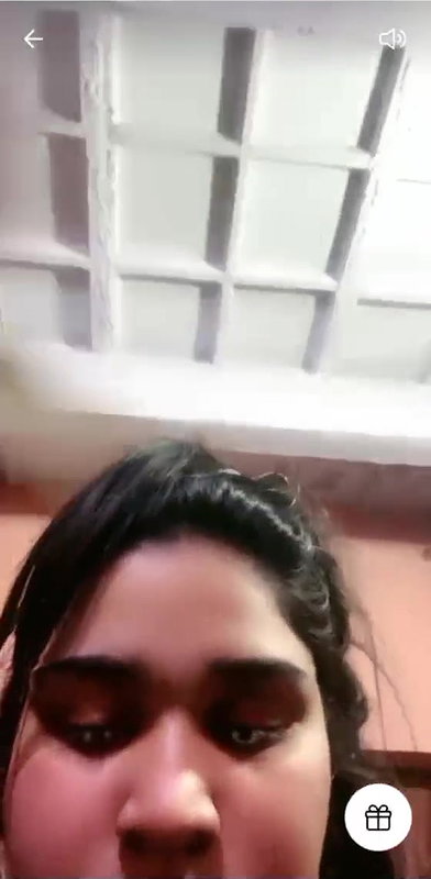 Gorgeous Girl Brief Nude Show Live on Tango With Face 2