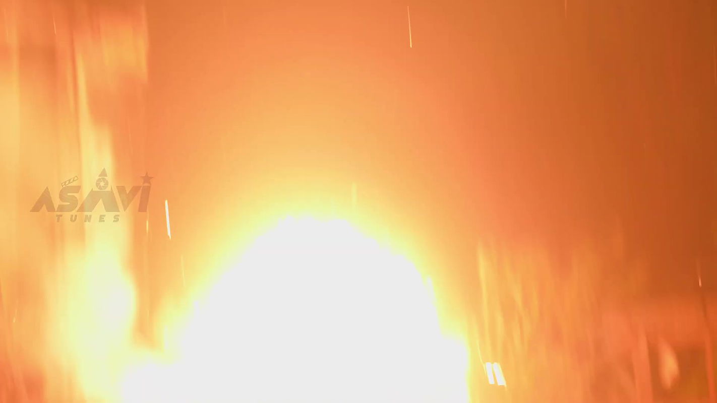 Cutie Manasa cheating her husband – Wet, Navel caressed & kissed slightly 2