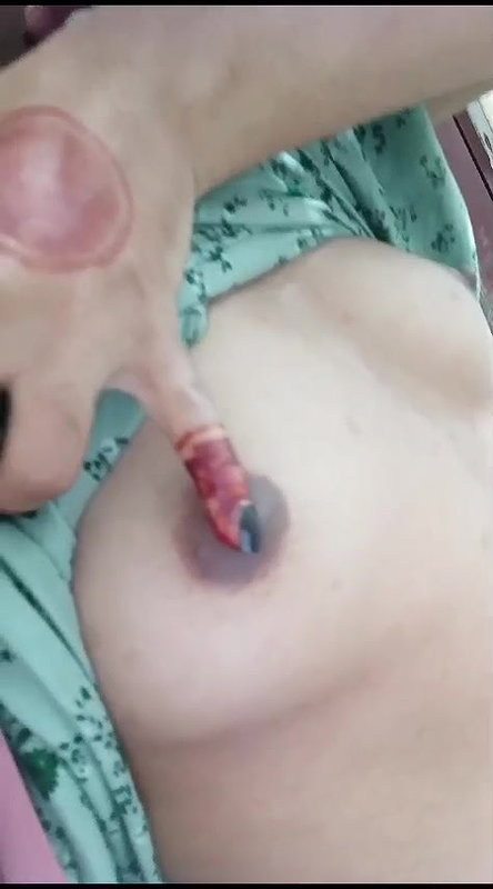 Desi Village gf showing cute boobs 2