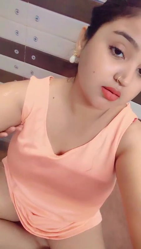 Beautiful Chubby Girlfriend Showing Big Boob Ass And Nude Bathing 3