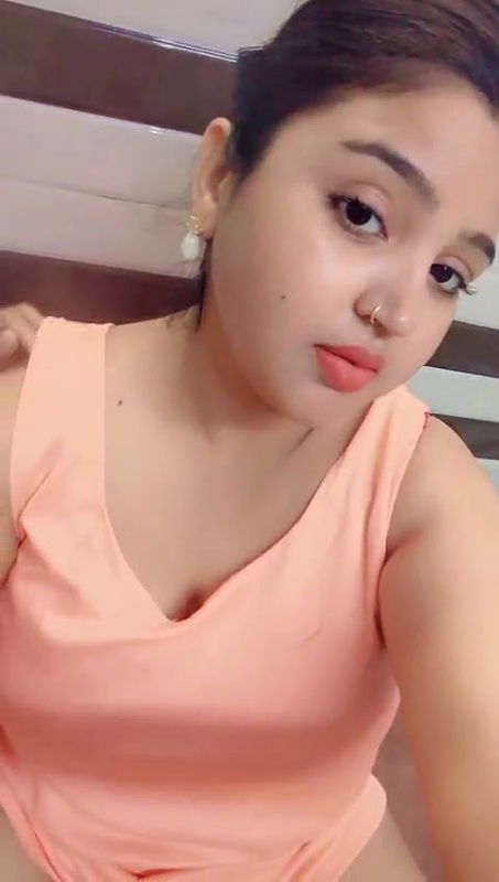 Beautiful Chubby Girlfriend Showing Big Boob Ass And Nude Bathing 3