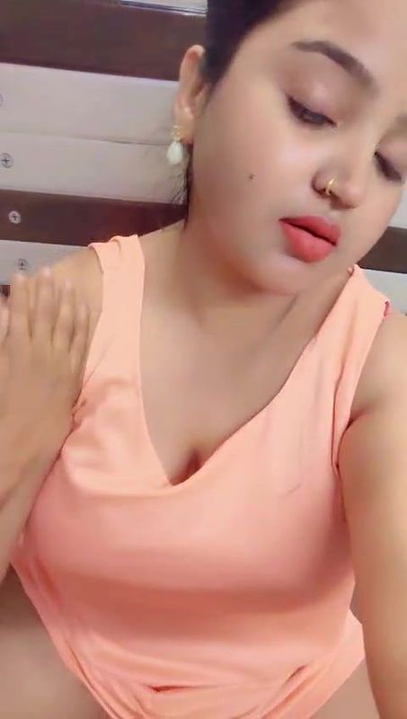 Beautiful Chubby Girlfriend Showing Big Boob Ass And Nude Bathing 3