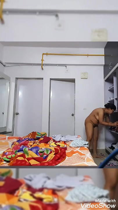 Sexy Chubby Wife Nude Captured By Husband2