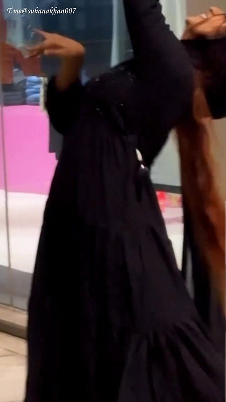 SUHANA KHAN SEXY GF MATERIAL TEMPTING LOOKS HQ VIDEO2