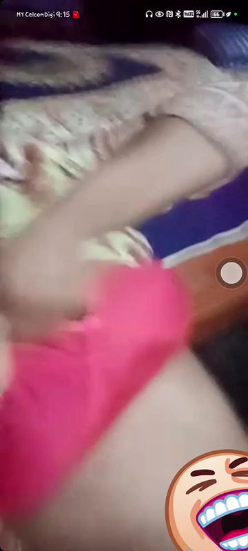 Beautiful Village Bhabhi Showing Nude Fingering2