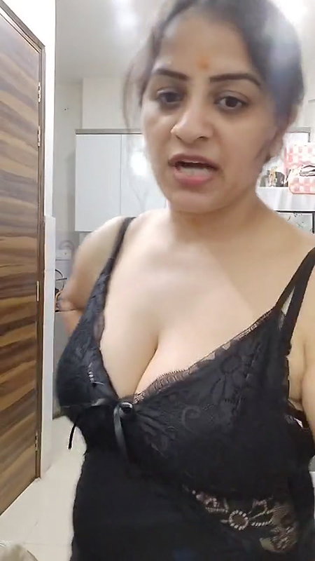 Desi Insta Milf Vandana Pathak Hot Instagram Live 102