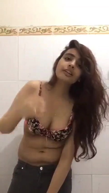 Cute gf seduce her bf2