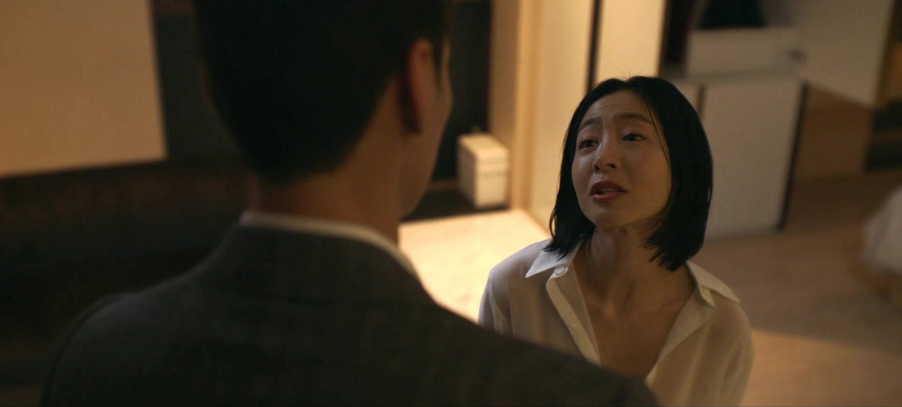Eun-Woo Lee in somebody series erotic scenes2