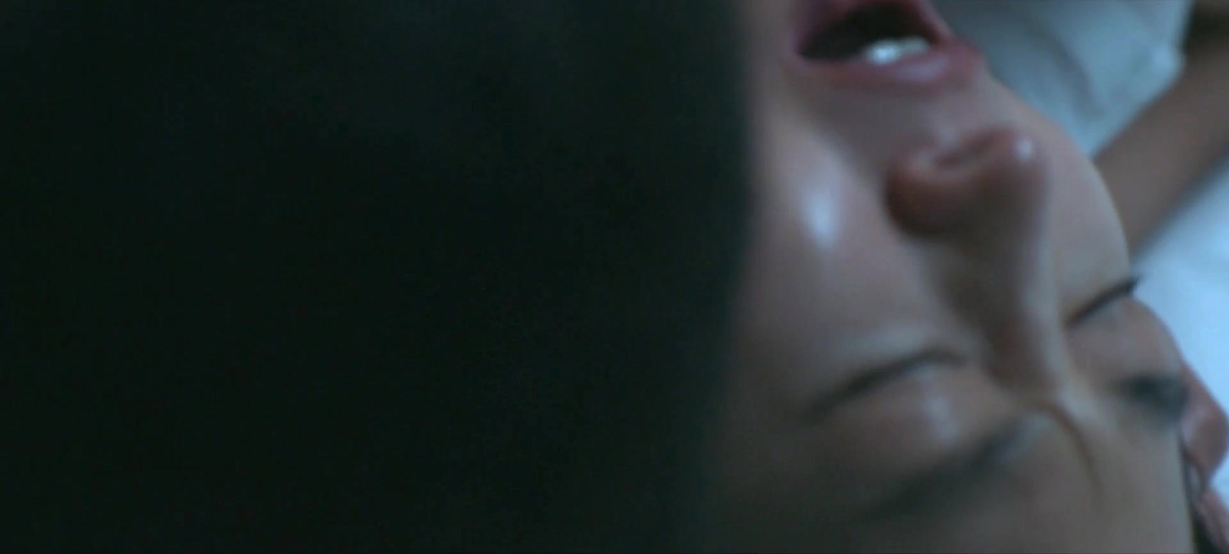 Eun-Woo Lee in somebody series erotic scenes2