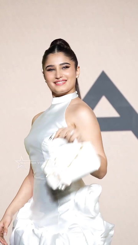 GORGEOUS RASHA THADANI SEXY LOOKS FOR ALDO EVENT2