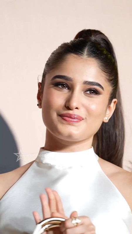 GORGEOUS RASHA THADANI SEXY LOOKS FOR ALDO EVENT2