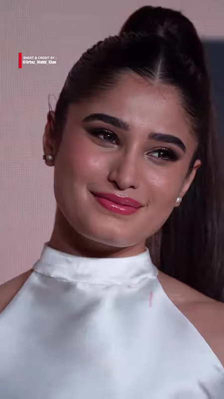 GORGEOUS RASHA THADANI SEXY LOOKS FOR ALDO EVENT4