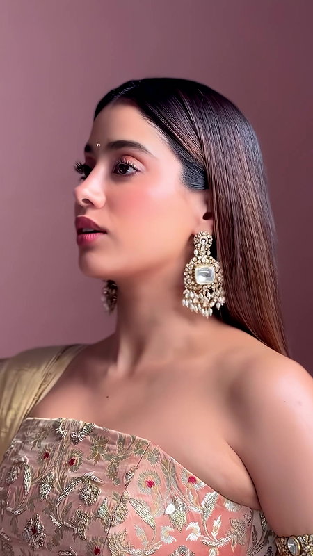 JHANVI KAPOOR CUTE IN DESI LOOKS OFF SHOULDER DRESS HQ VIDEO2