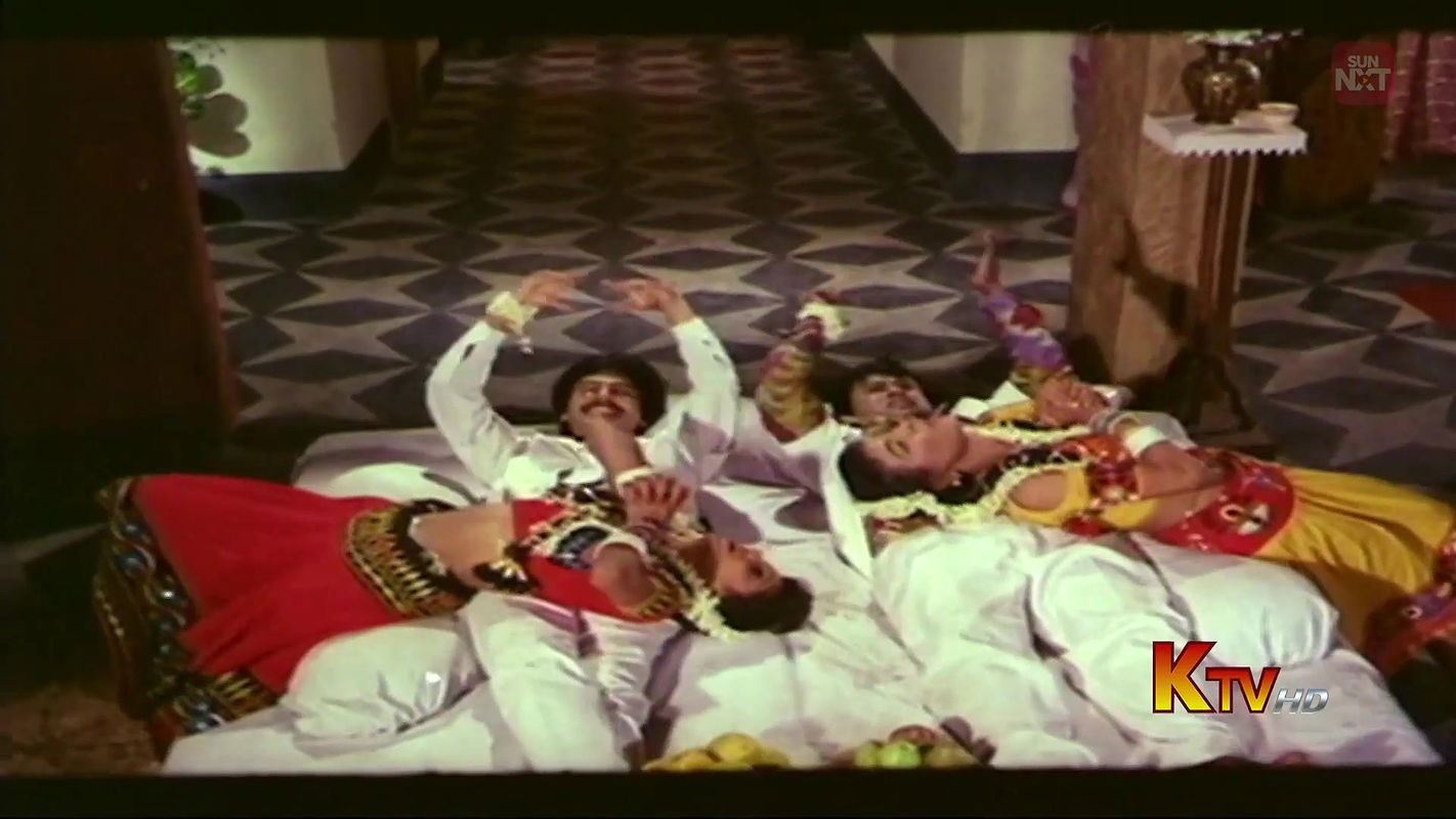 Pudhusa Padikkiren Pattu – Song Actresses KTV HD WebDL2