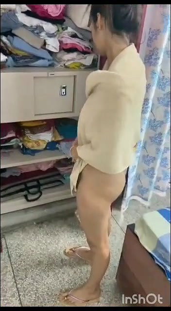 Sexy Girlfriend Giving Blowjob And Nude Captured2