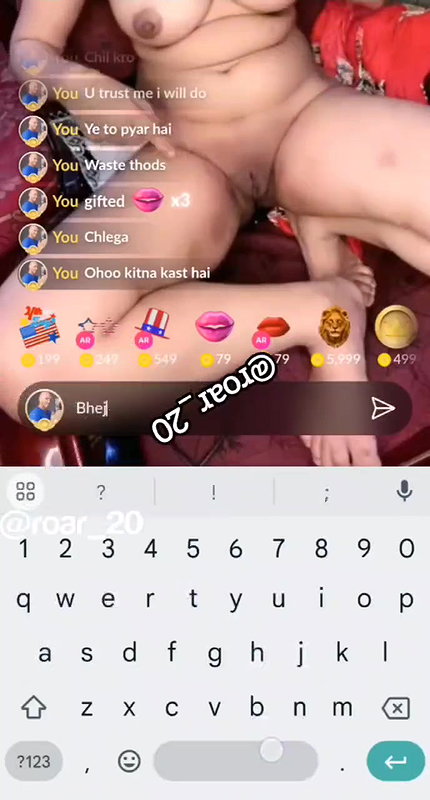 Sexy Jannat Stripping to Full Nude on Tango Live and Anal Masturbating With Hair Brus2