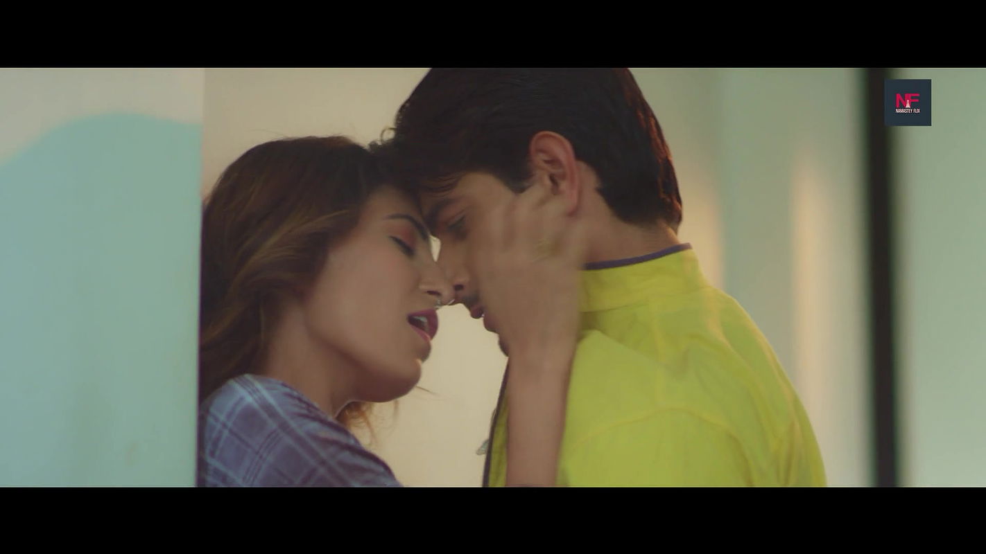 Hot young actress wet cleavage and navel show sensual song 2