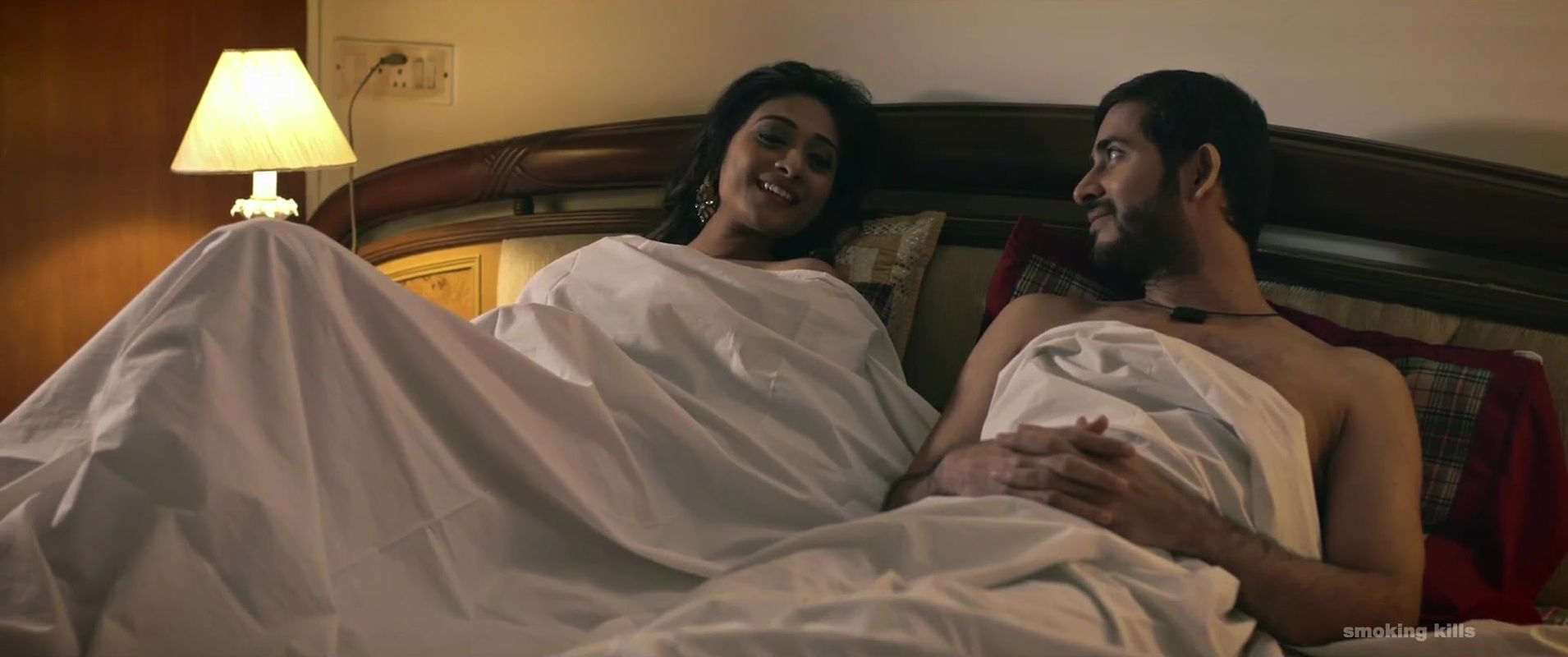 Satarupa Pyne kissing and sexy scene – Meher Aali (2017) 2